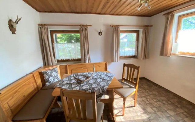 St Lukas Apartments