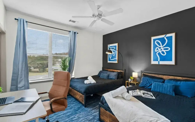 Upscale King 4BR Suite Uptown Charlotte