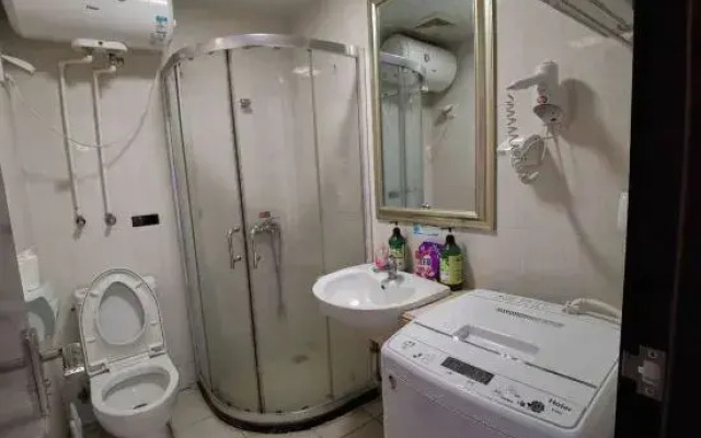 Guangzhou Haiyang Apartment Hotel (Pazhou Exhibition Center Wanshengwei Subway Station Branch)