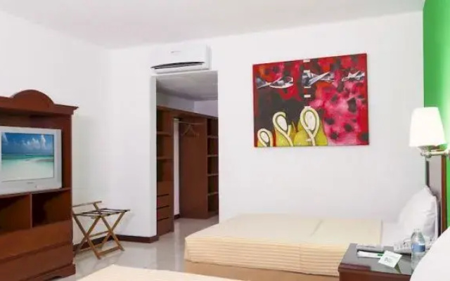 Hotel Costa Maya Inn