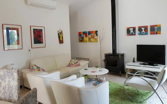 Pleasant Villa in Pouzols-minervois With Private Pool