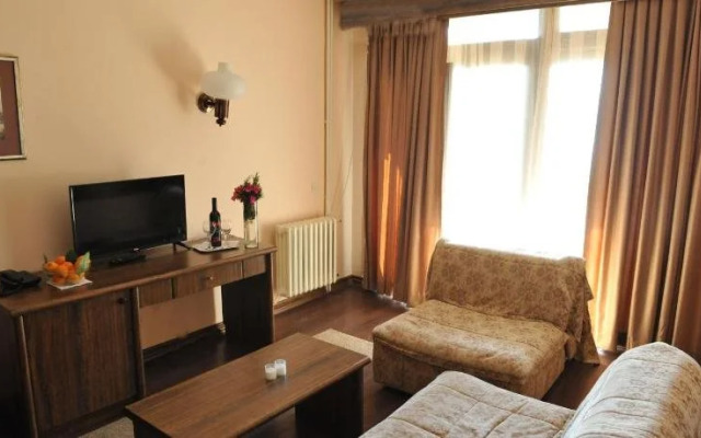 Hotel Desaret