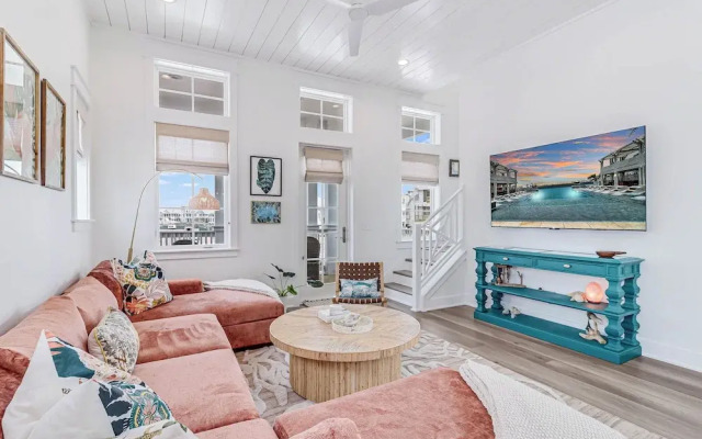 Beach Grace 204 TAI