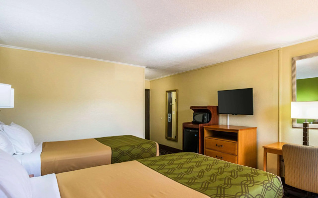 Econo Lodge Garden City - Savannah