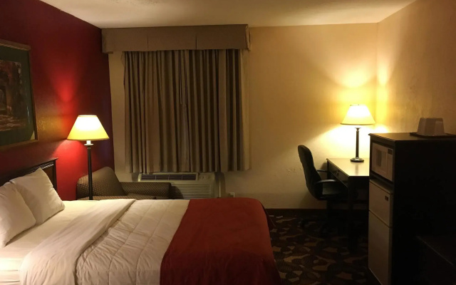 Econo Lodge Lafayette near University