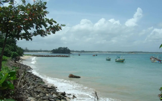 Agra Lanka Beach Resort