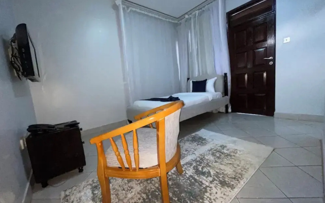 Iman Hotel
