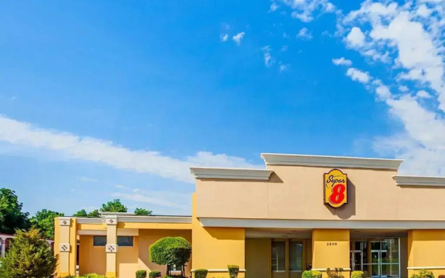 Super 8 by Wyndham Norman