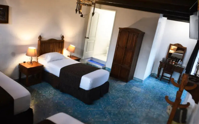 Hostal Plaza Central