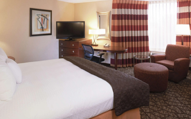 DoubleTree by Hilton Hotel Jackson