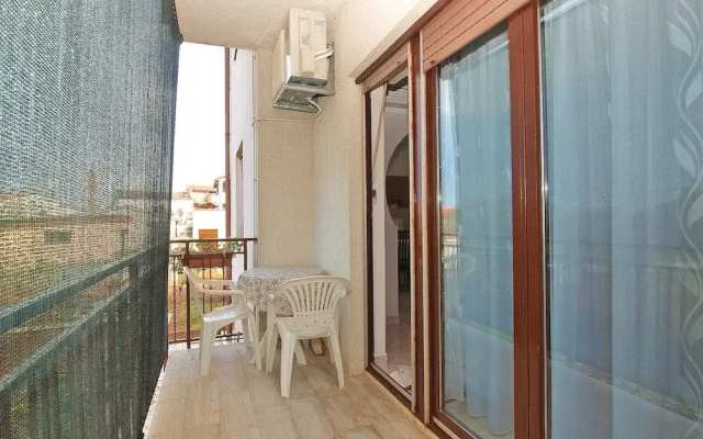 Apartment 1563