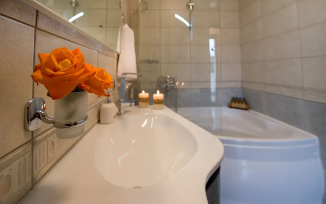 Casa Leone Suites