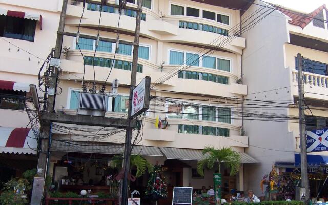 Hotel Orchid Residence вид на фасад