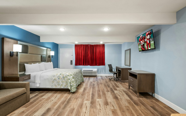 HomeTowne Studios by Red Roof Yuba City Bonanza – Marysville