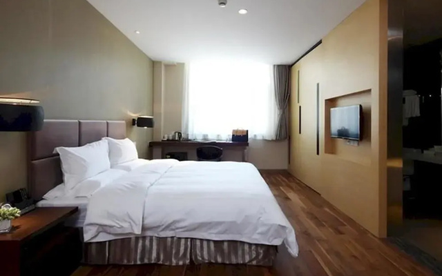 Regal Hotel (Hohhot Haidong Road)