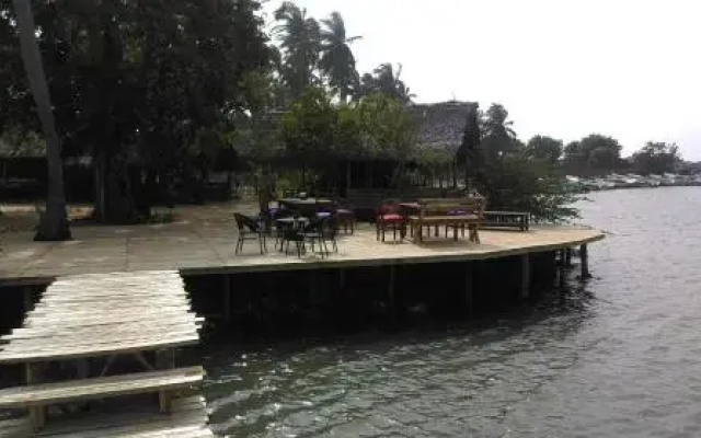 Cocodance Beach Resort