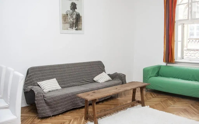 Miraculous Lights Apartman