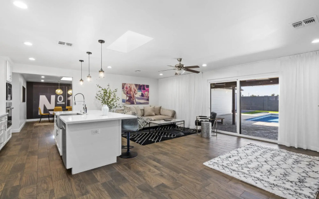 Jacuzzi and Park Bliss by HomeSlice stays