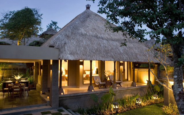 Курорт Kamandalu Ubud