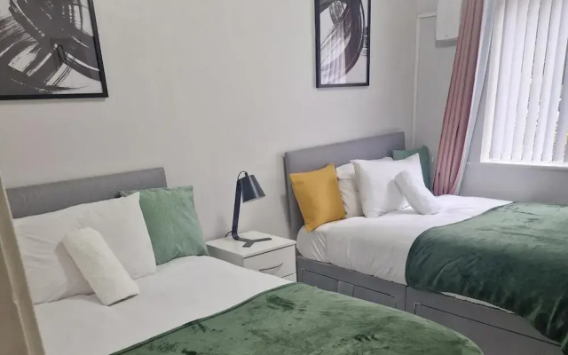 1bed Home Sleeps 5 Free Parking, Central, Wifi