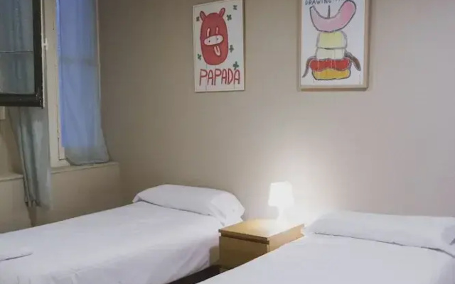 Urban House Hostel