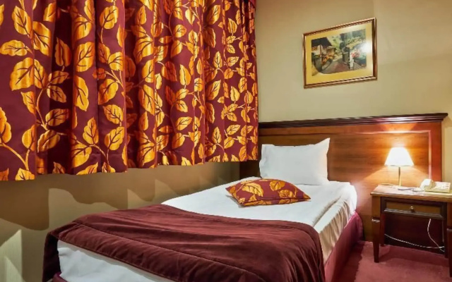 Yantra Grand Hotel -Sharlopov Hotels