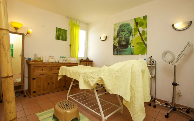 Hotel Les Amandiers