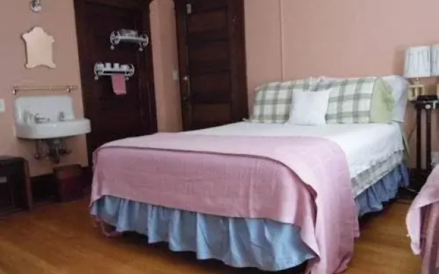 River's Inn Bed and Breakfast