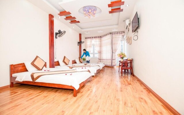 Halong Party Hostel вид на фасад