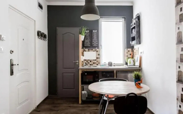 BpR Colorist Apartments