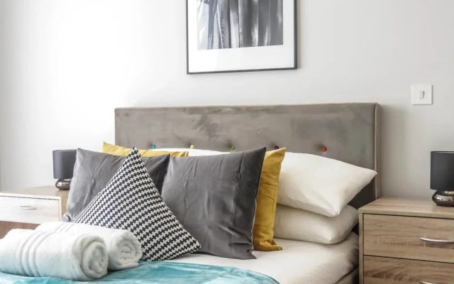 Tudors eSuites Birmingham Apartments Jewellery Quarter