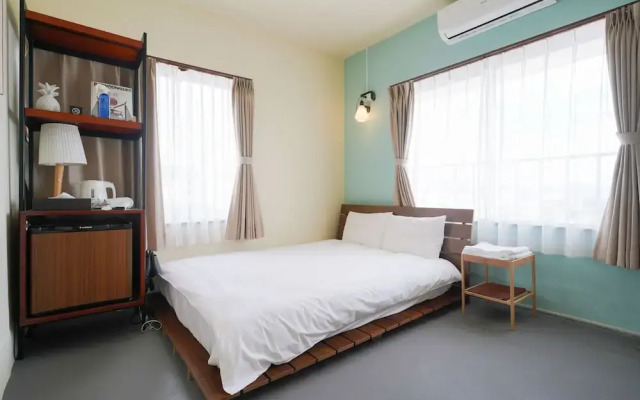 Adan Hotel