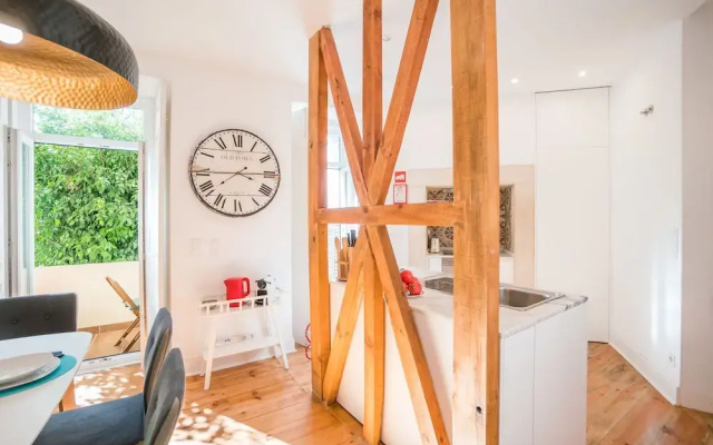 New Flat with Patio And Barbecue