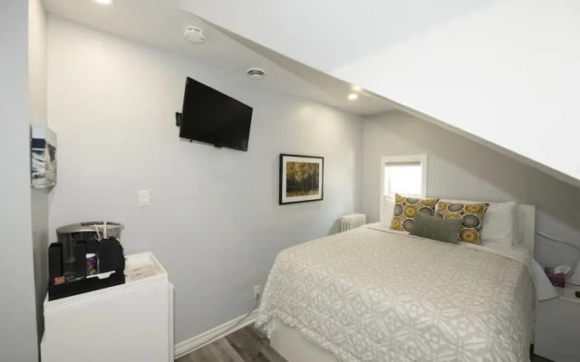Serene Niagara Inn