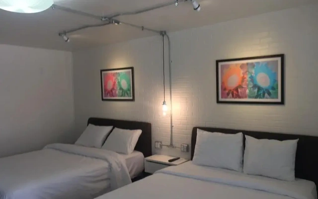 The Sands Motel