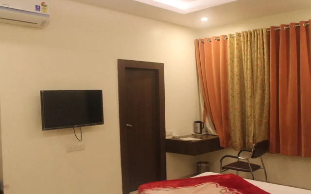 Hotel Surya