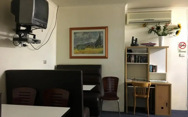 Azzurro Pod Hotel Central Sydney