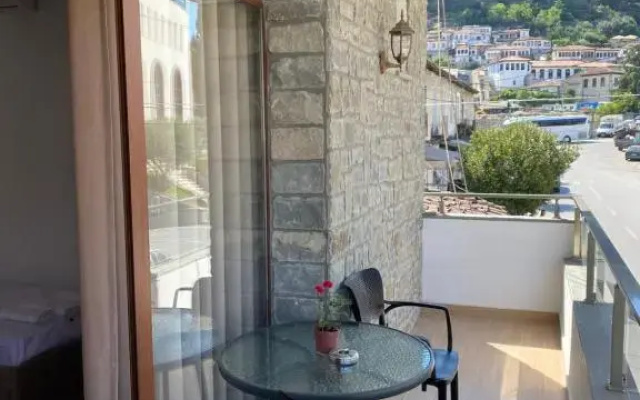 Çuçi B&B