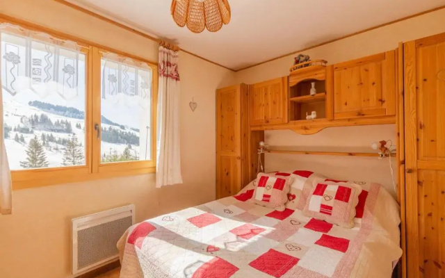 Bright 40 M2 With Balcony Mountain View