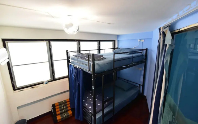 Lazy Blue House - Hostel