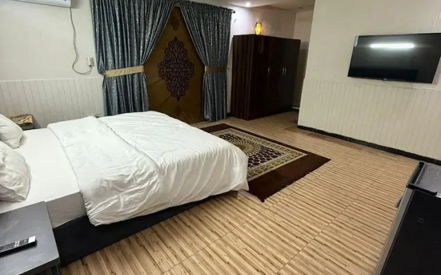 Sundas Lodge