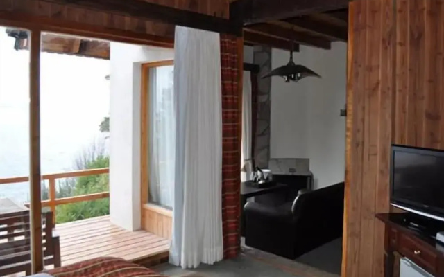 La Sirenuse Lake Suites