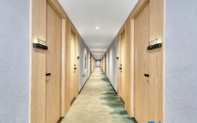 Haozailai Business Hotel