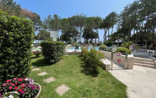 Perfect Holiday Flat With Pool