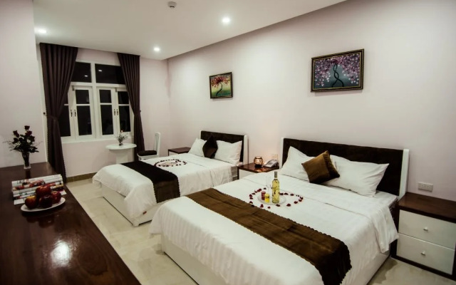 Rose Hotel