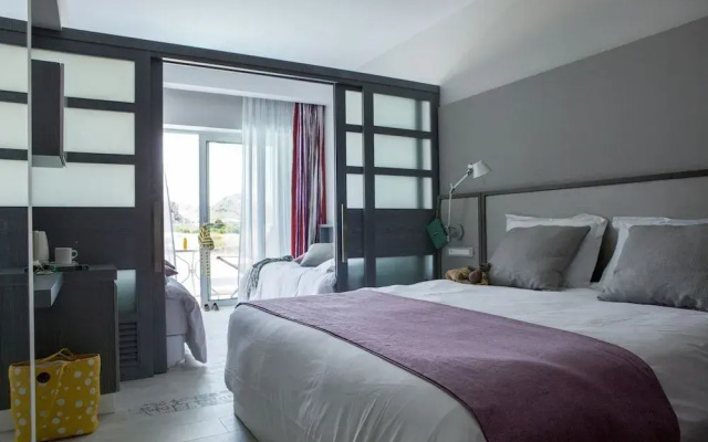 Atlantica Tropical Suites