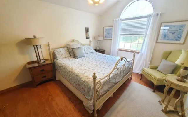 Beach Blossum 3 Bedroom Home