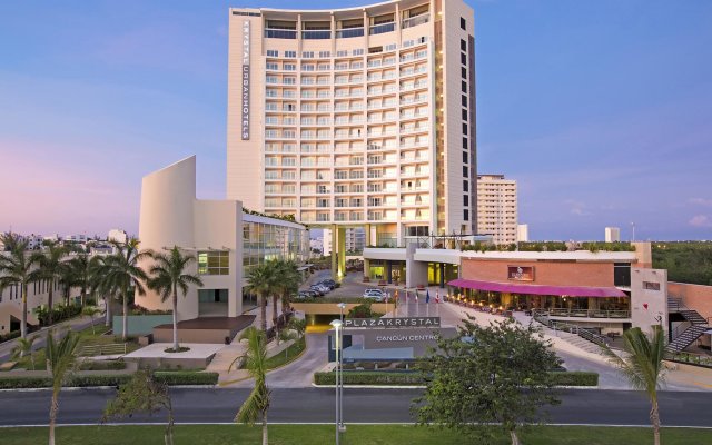 Отель Krystal Urban Cancun Centro Мексика, Канкун - отзывы, цены и фото номеров - забронировать отель Krystal Urban Cancun Centro онлайн вид на фасад