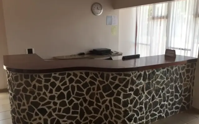 Romax Hotel