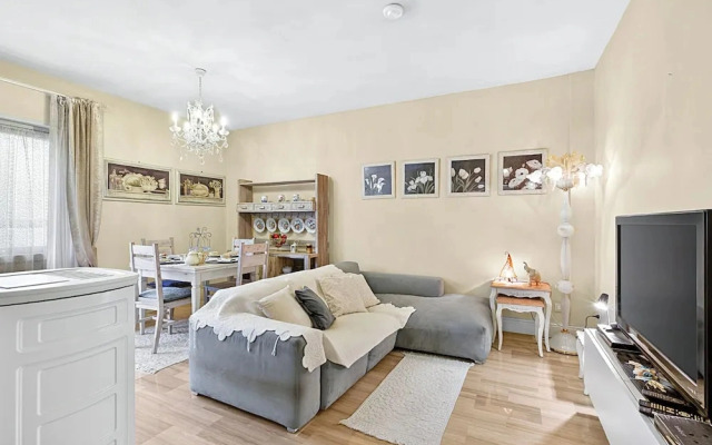 Chic Retreat With Park Central Salo